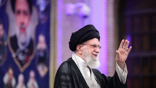33kku108_ayatollah-ali-khamenei_625x300_20_May_25